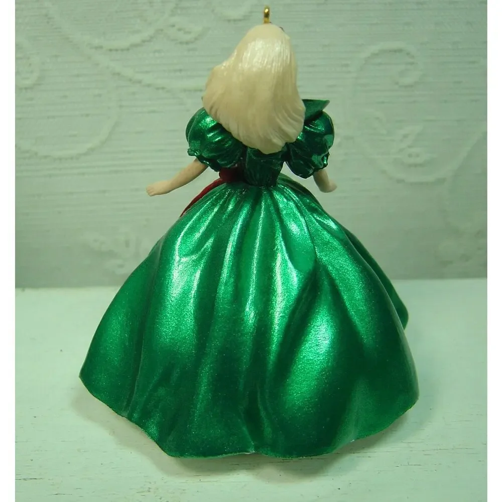 VINTAGE HALLMARK ORNAMENT-HOLIDAY BARBIE-#3 IN THE SERIES-1995